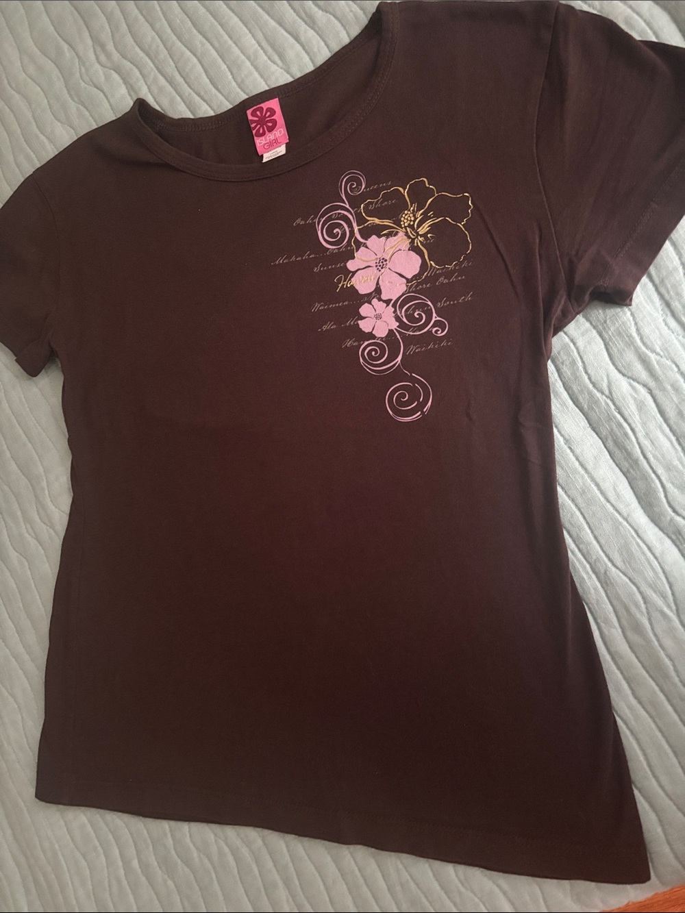 Vintage Island Girl Hawaii Brown Juniors Tee w Pink Hawaiian Graphic All Cotton
